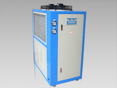 點焊機冷水機組、塑料輔助機械與工業冷水機 風冷式冷水機在現代工業中的應用解析